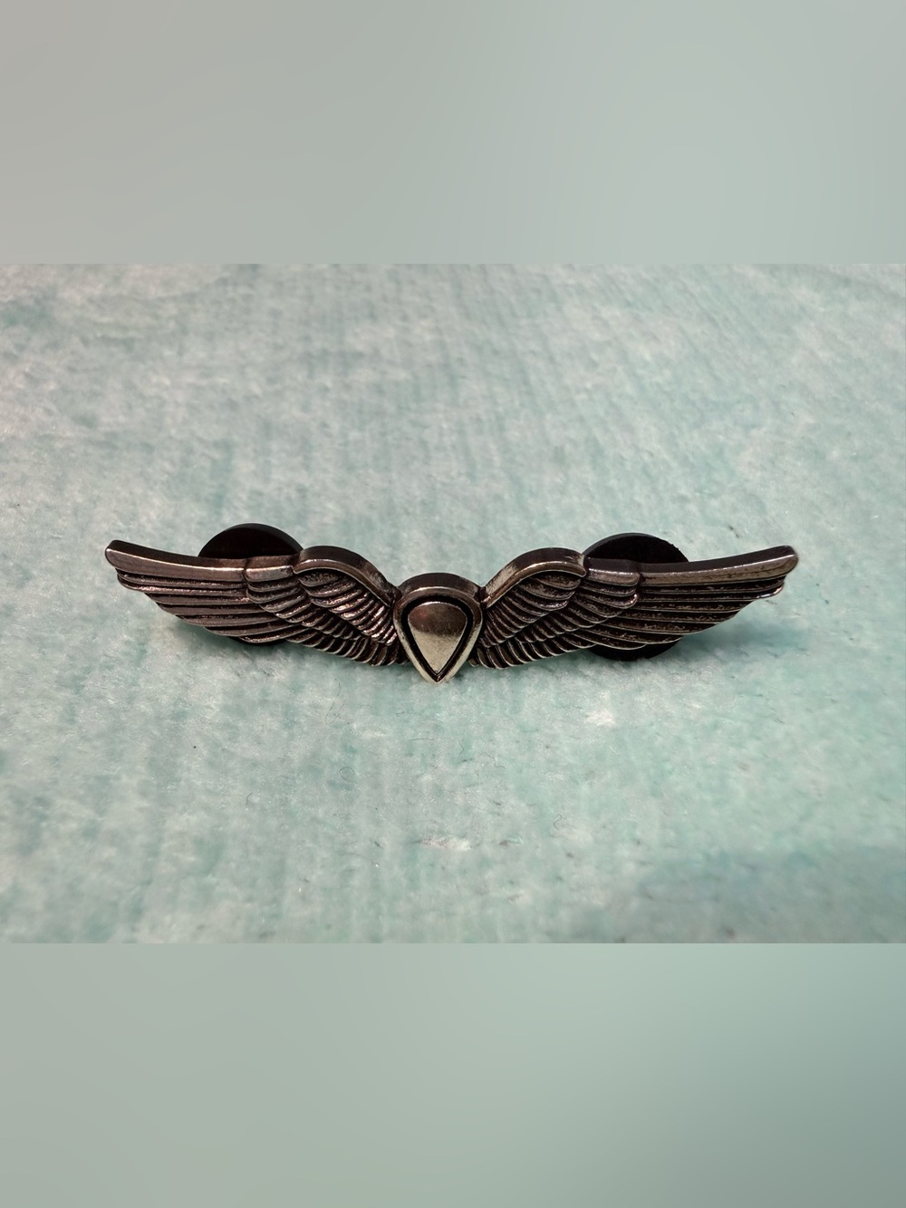 Modern Novelty Enamel Pin & Accessory Lot - Pop Culture, Gaming, Golf, & Gifts - Picture 6 of 11